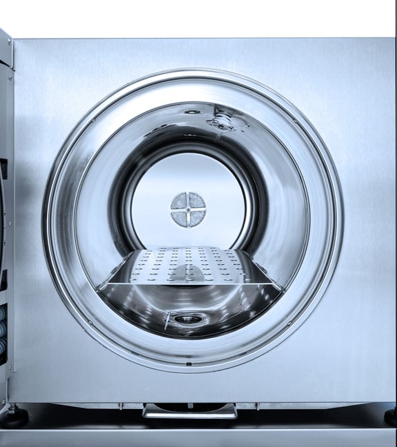 Sterilisation chamber with higher design of the Systec autoclaves